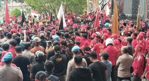 Ratusan Tamalaki Desak Pemda Kolaka Revisi Perbub Nomor 56 Tahun 2023