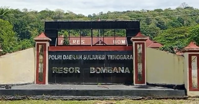 Satresnarkoba Polres Bombana Amankan Tiga Orang Pria Asal Kabena