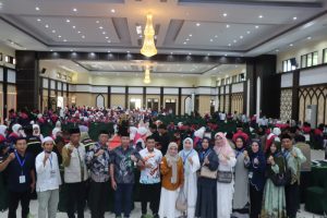 Embarkasi Makassar Resmi Terima 386 Jamaah Calon Haji Asal Kolaka Kloter UPG-33
