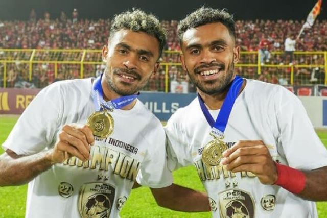 Jelang Indonesia vs China , Patrick masukkan Sayuri Bersaudara gantikan Dua Pemain Keturunan