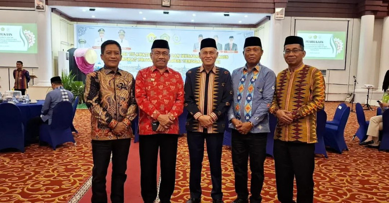 Ketua dan Sekretaris DPRD Kolaka Hadiri Pembukaan STQH dan Musabaqah Al-Hadis Tingkat Provinsi