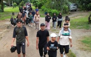 Rayakan HUT Ke-57, PT ANTAM UBP KOLAKA Gelar Aksi Peduli Lingkungan