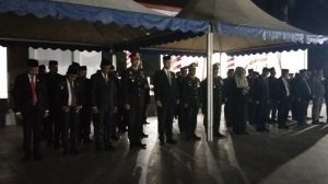 Bupati dan Wakil Bupati Kolaka Gelar Renungan Suci di Taman Makam Pahlawan
