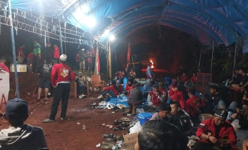 Demo Hingga Malam Hari, Masyarakat Duduki Jalur Produksi PT Vale Indonesia